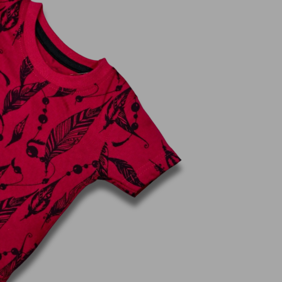 Kids' Feather Pattern Cotton T-Shirt - Stylish and Comfortable - Image 2